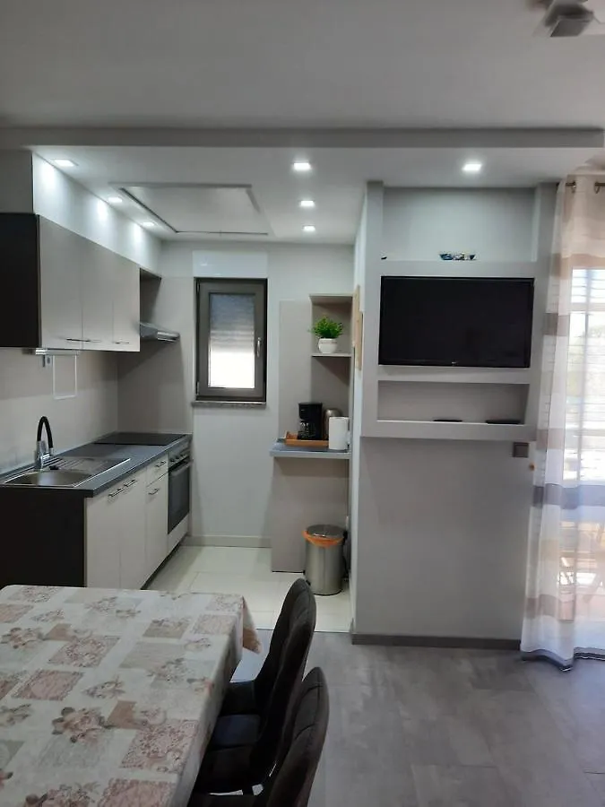 Apartman Eden Hotel Porec 3*,  Croatia